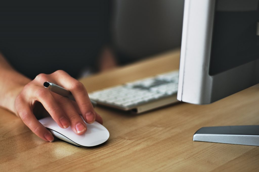 Superstar Lead Conversion Playbook & The 3 S’s of Lead Conversion 6 Computer
